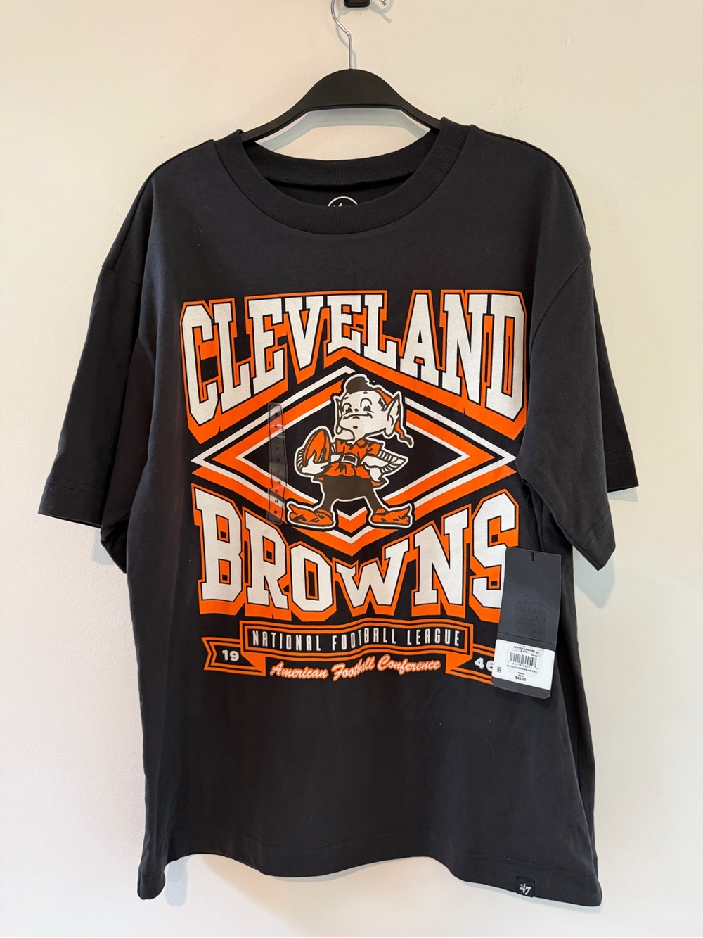 NWT ‘47 Brand Cleveland Browns Men's Black & Orange Graphic Tee Size Medium